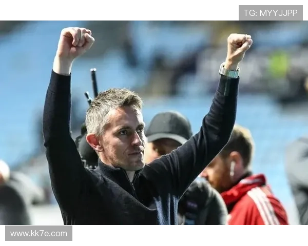 曼联新帅麦肯纳要求引进切尔西中卫科尔威尔加强防线